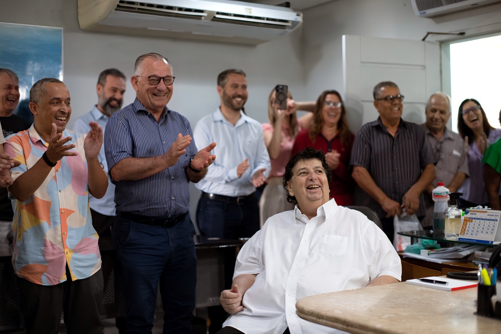 Neto retorna ao comando da prefeitura de Volta Redonda e anuncia melhora na conservação da cidade